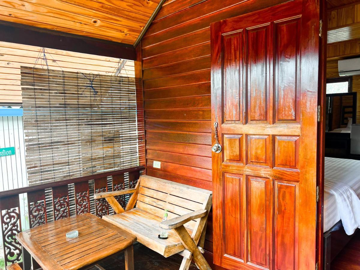 Ibiza Bungalows Haad Yao Bagian luar foto