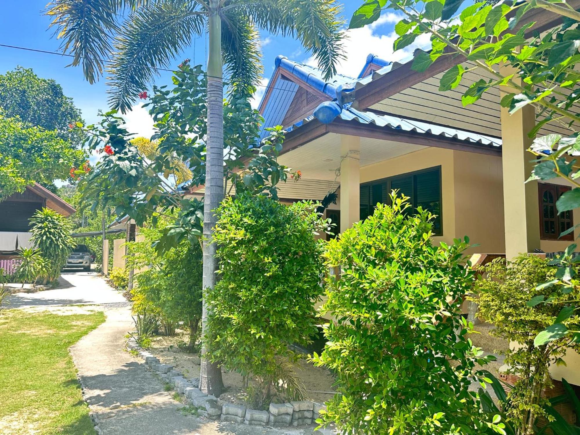 Ibiza Bungalows Haad Yao Bagian luar foto
