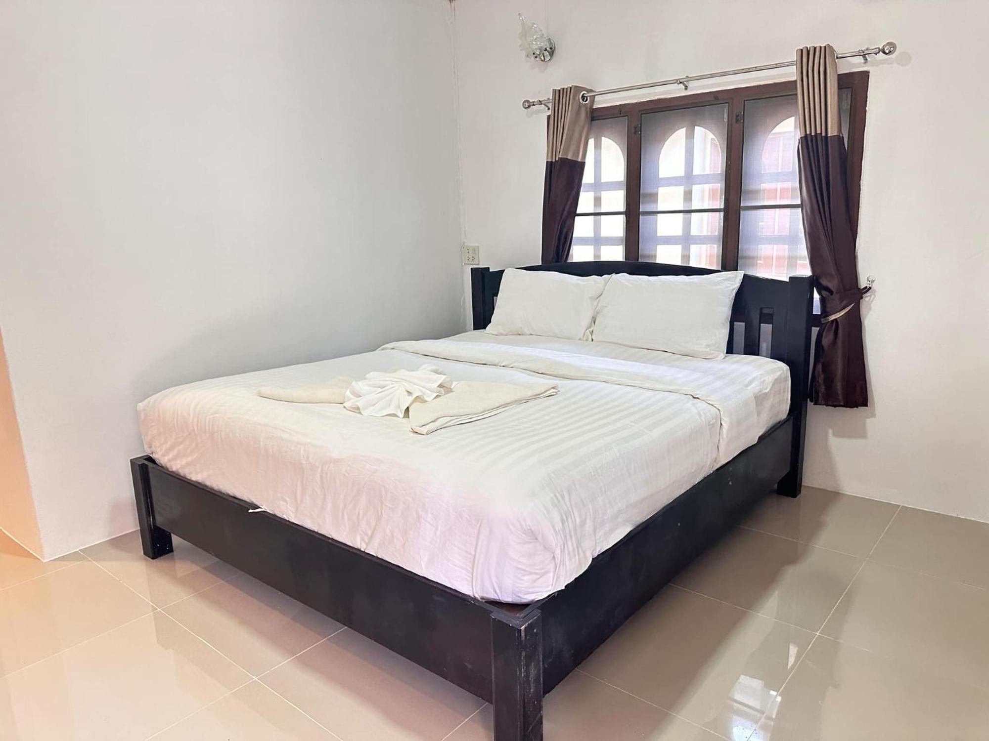 Ibiza Bungalows Haad Yao Bagian luar foto